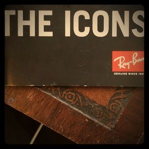 Ray-Ban men’s Wayfarer Sun shades